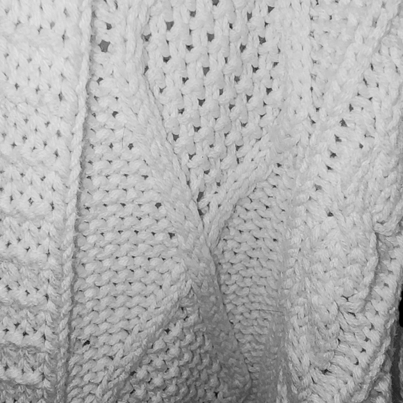 Time & Tru White v neck sweater size Xl nwot - Picture 4 of 6